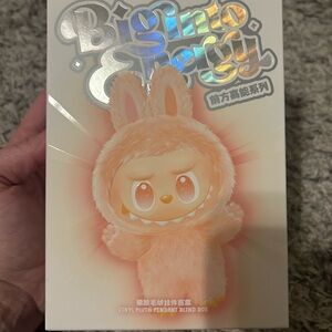 NEW Big Into Energy Labubu Loyalty